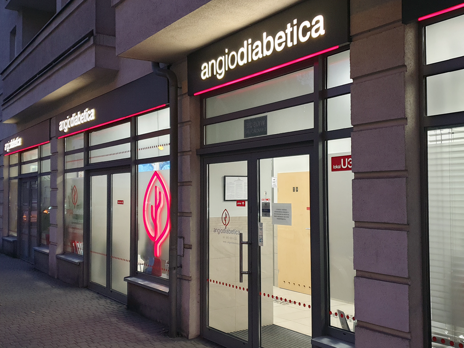 logo CI wizerunek witryna